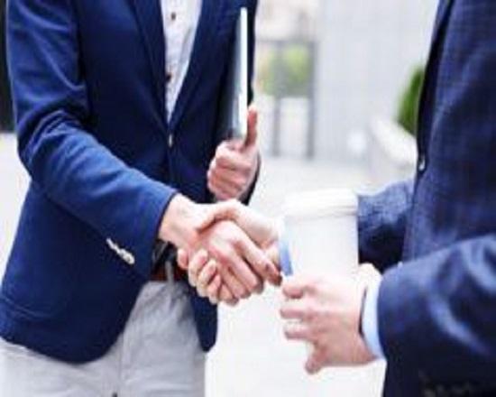 Contracting for Decision Makers